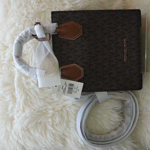 👜 Michael Kors Mercer X-small Brown Signature Crossbody NWT👜 - Picture 5 of 11